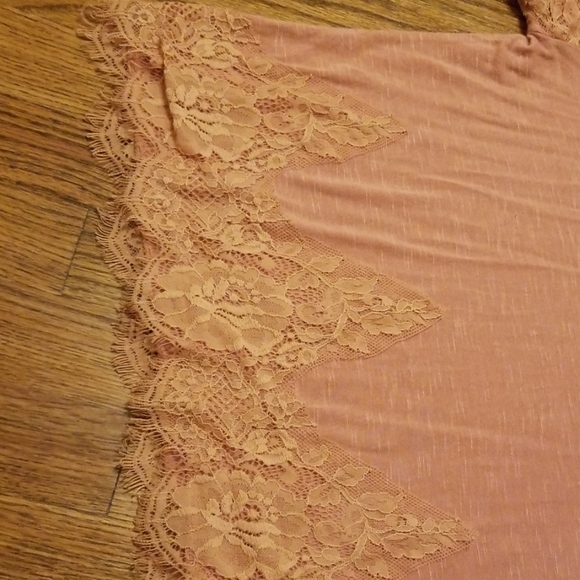 Eyeshadow blouse - Picture 2 of 8